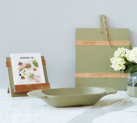 Handgefertigte Kochbücherhalter aus Holz aus Rückgewinnung Kiefer und Eiche für die Küchenorganisation