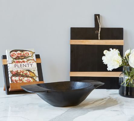 Handgefertigte Kochbücherhalter aus Holz aus Rückgewinnung Kiefer und Eiche für die Küchenorganisation