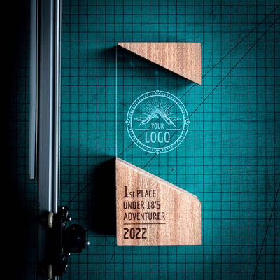 Modern Plaque Holz Laufendes Einzigartiges Design Personalisiertes Holz Acryl RISE Trophy Award