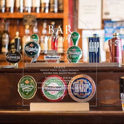 Wie Sie wünschen Acryl Getränke Bar Liste Hochzeitsschild mit Holzstand personalisiert