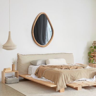 Einzigartiger rundes Farmhäuschenspiegel aus lackiertem Holz für modernes Wohnzimmer und Bad