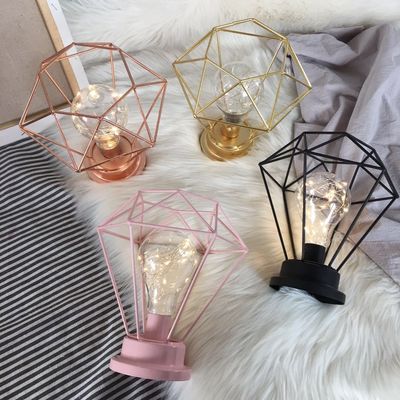 Kostenlose Probe Gebühr Custom Logo Metalldraht LED Laterne Tischlampe mit Glasrohr und LED-Glühlampe