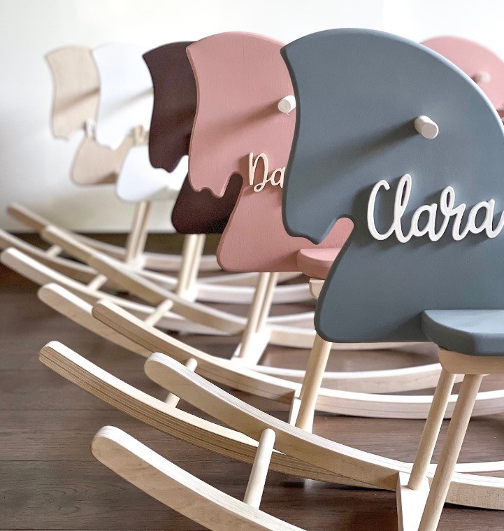 Innenministerium Personalisiertes Holz Schaukelpferd Spielzeug Holzpferd Montessori Schaukelpferd Schaukel