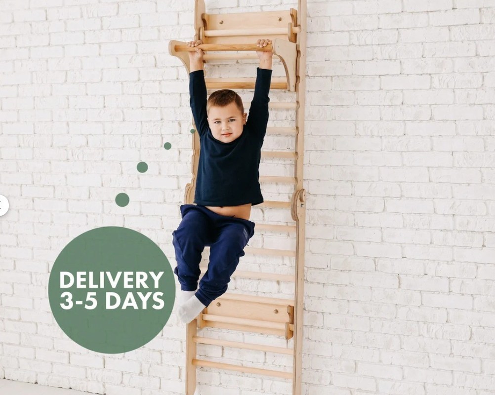 202405 Schwedische Leiter 4in1 Kleinkinder Klettergymnasium mit Dreieckskletter und Kindertisch