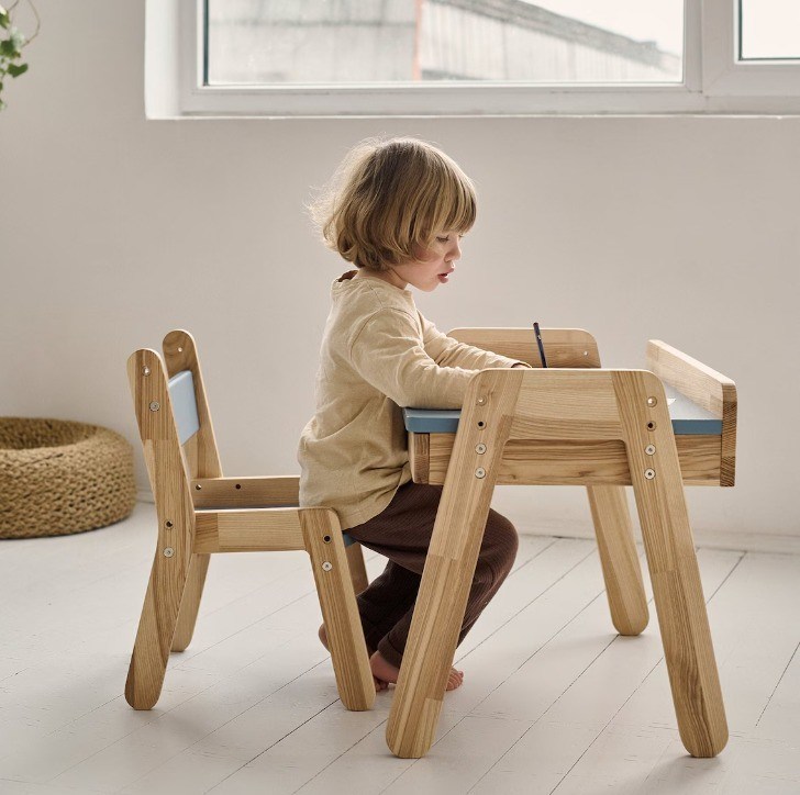 Kinderzimmer Set hohe Menge Holz Kinder Schreibtisch und Stühle für Montessori Möbel